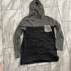 Lightweight Pullover